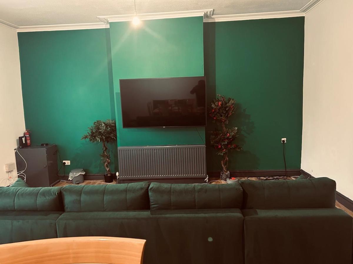 Cozy Large Sized 4 Bedroom Flat Liverpool Exteriér fotografie